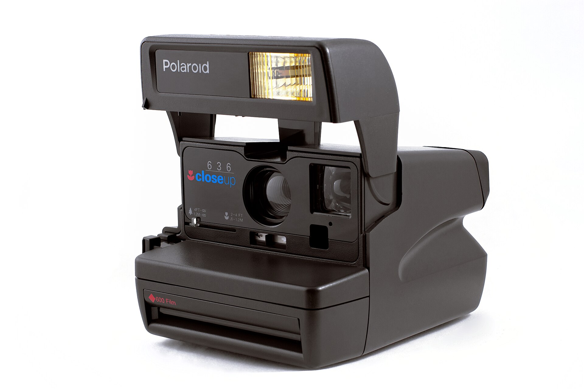 Imagem de referência de Polaroid Corporation, descrito nos dados abertos como empresa de fotografia norte-americana notável por suas câmeras instantâneas