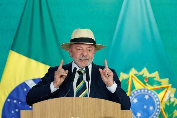 Desdobramentos de Dark Horse dão fôlego para Lula e aliados miram Mendonça