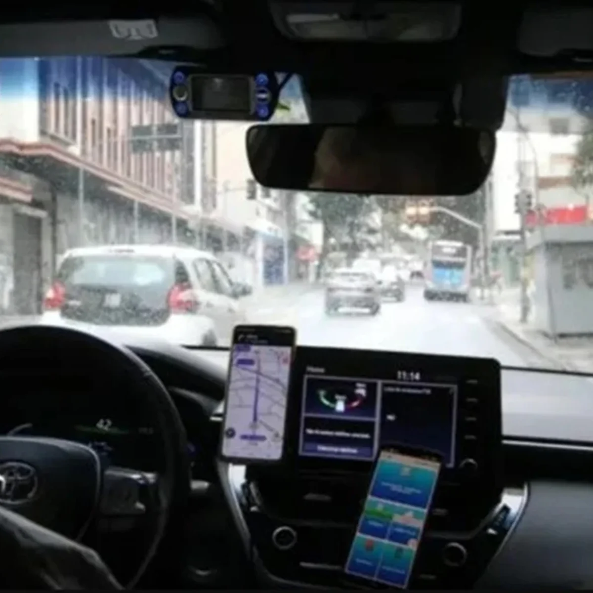Senacon vai apurar falhas da Uber e da 99 no atendimento a idosos e PCDs