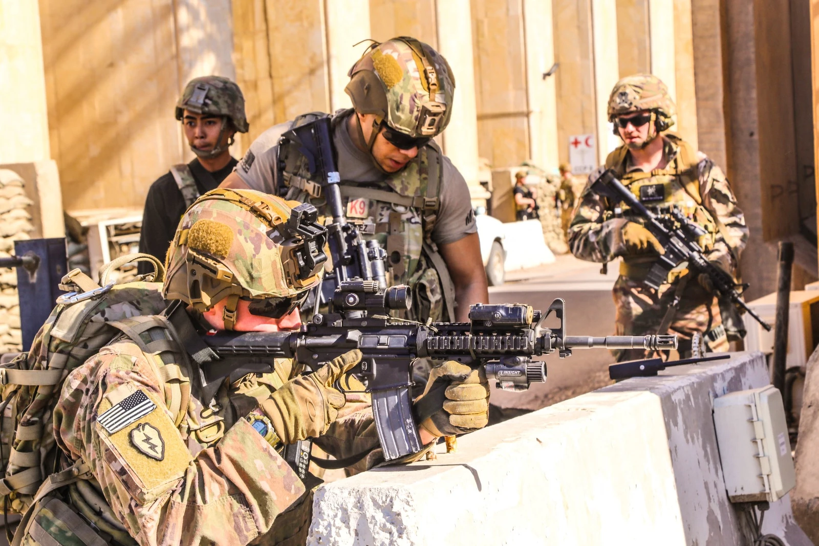 Pilotos de jato da FlyDubai em luta aérea sangrenta, relata mídia israelense