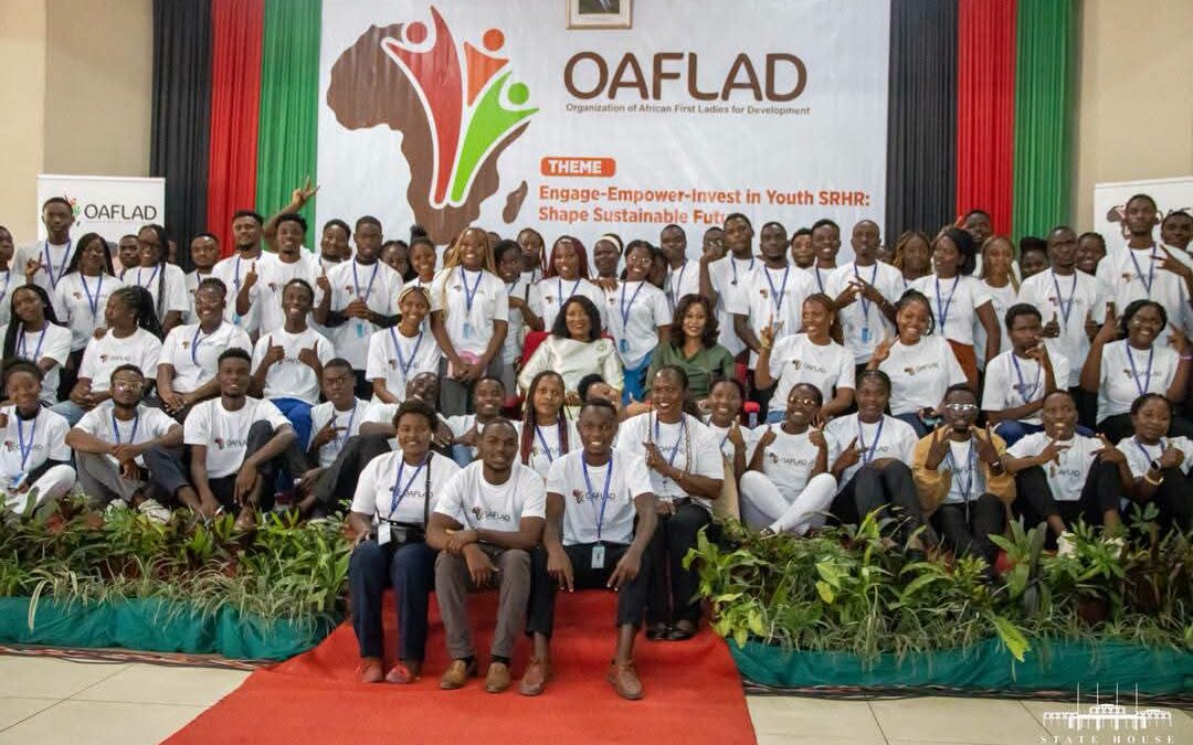 A advertência sexual direta da Primeira Dama aos estudantes de Malawi: 'Use sua cabeça, não sua cama'