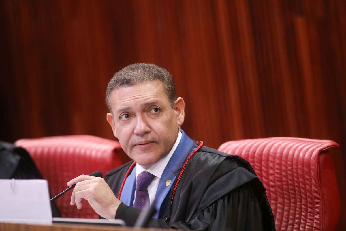 Quem são os ministros do TSE que votam derrubada de posts falsos sobre N.S. Aparecida