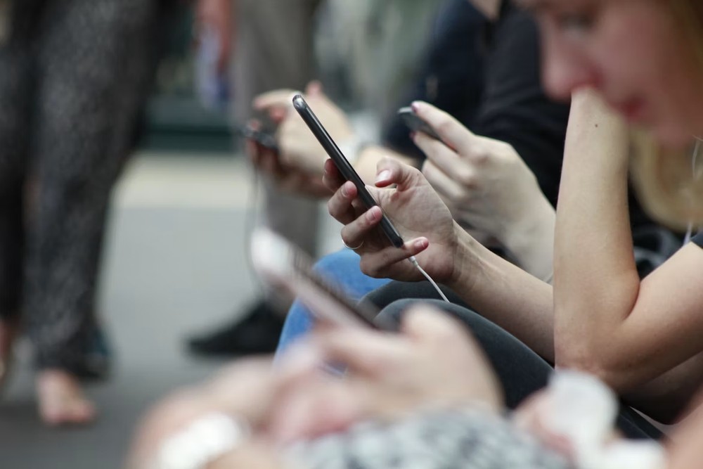 Alertas de emergência chegam a celulares em situações críticas — Foto: Reprodução/Unsplash