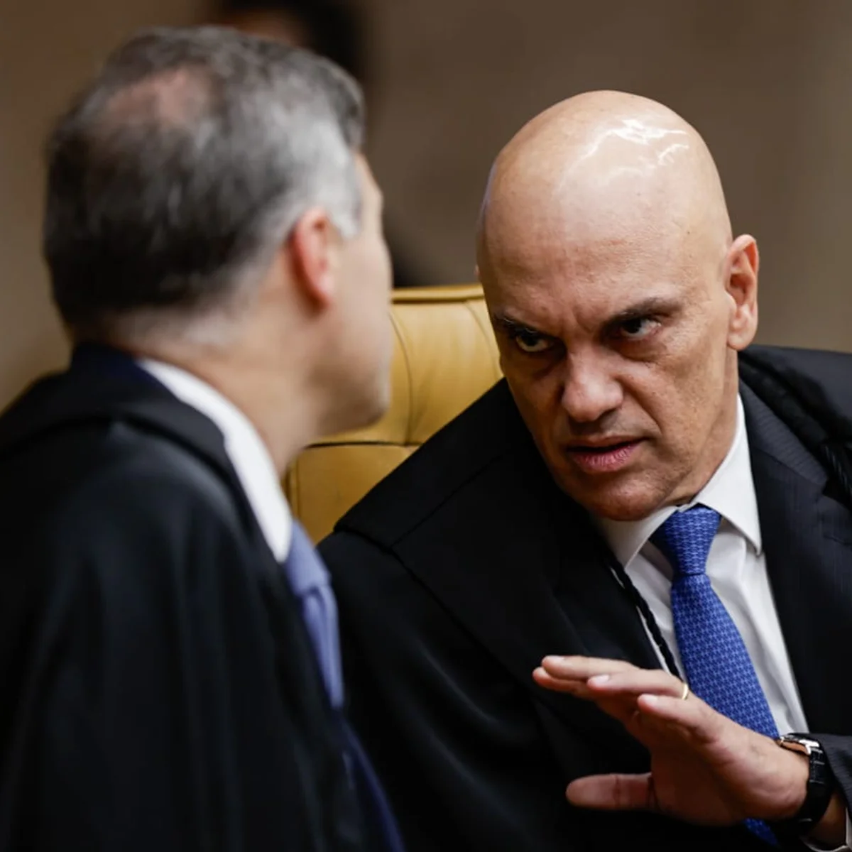 Guerra de ofícios no STF: ministros se atacam em documentos sobre o Master