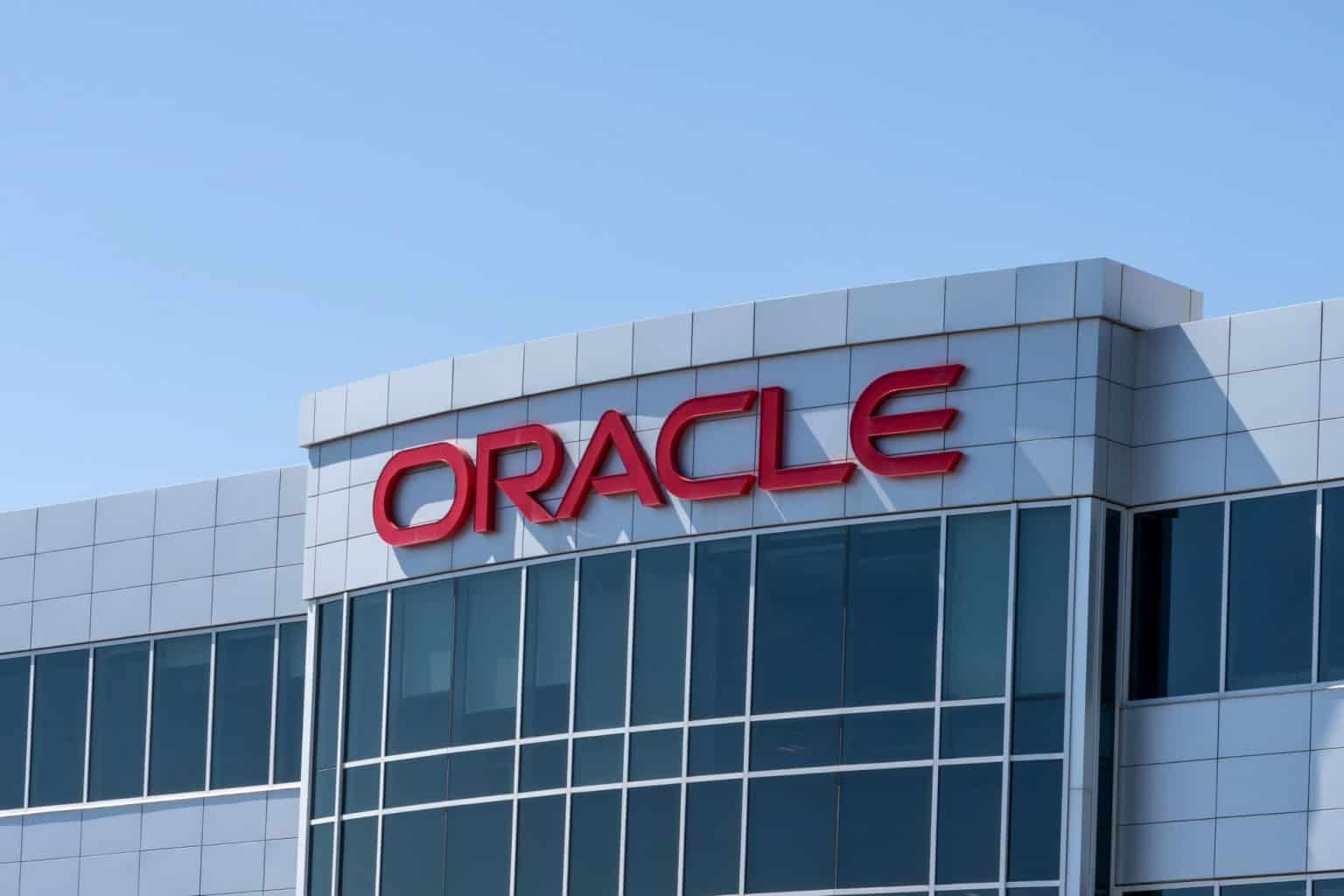 Oracle vai gastar mais R$ 3,7 bilhões com cortes de funcionários