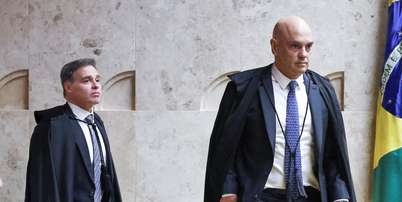 Ministros Andr&eacute; Mendon&ccedil;a e Alexandre de Moraes no plen&aacute;rio do STF. Foto: Antonio Augusto/STF