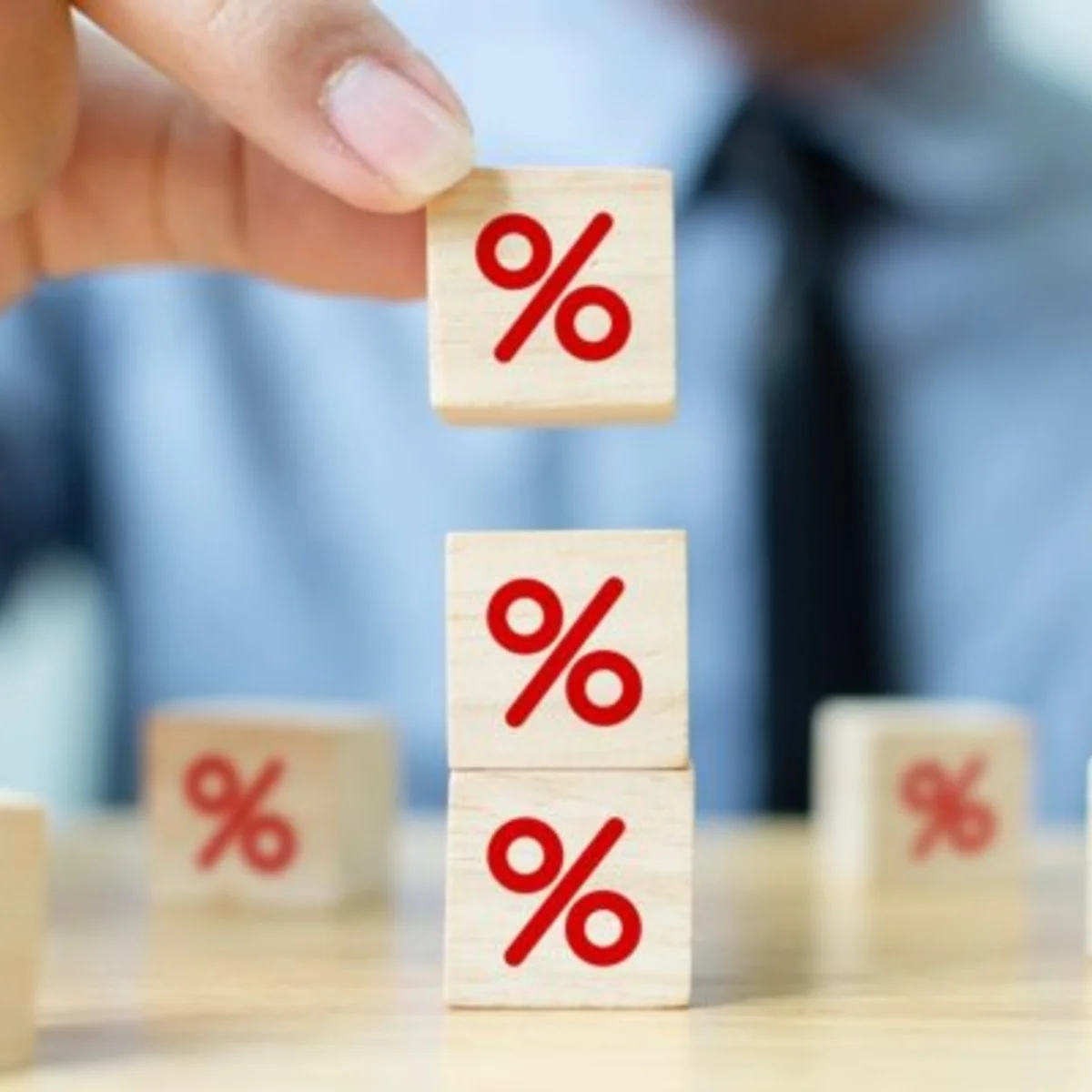 Como o aumento dos juros nos EUA abala a economia global e afeta seu bolso