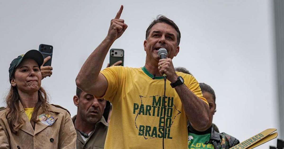 Flávio Bolsonaro é investigado pelo STF no caso 'Dark Horse', Mendonça mantém inquérito sob sigilo