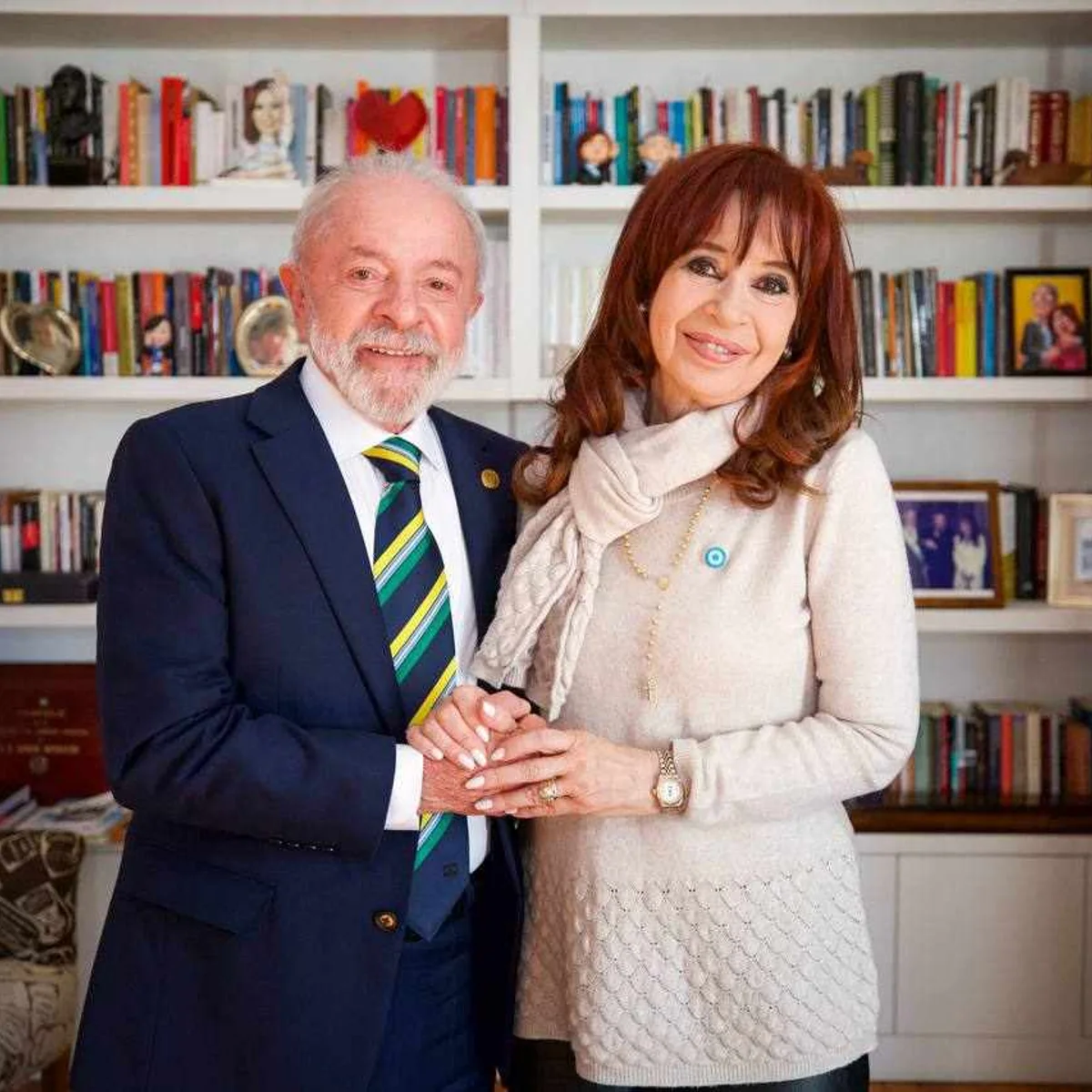 Cristina Kirchner, ex-presidente da Argentina, parabeniza Lula por vitória