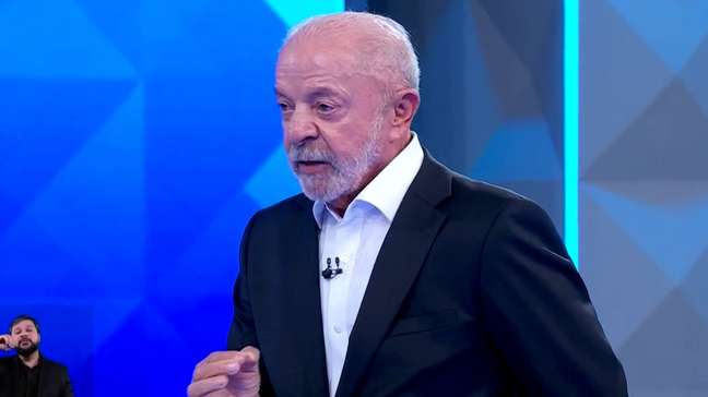 De Ilha de Richarlison a Bolsa Família: 9 destaques do debate entre Lula e Flávio na Globo