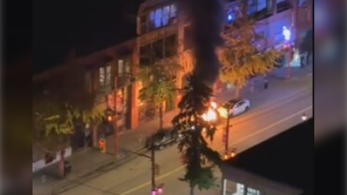 Driver escapes burning car after accidentally setting it on fire, Vancouver police say