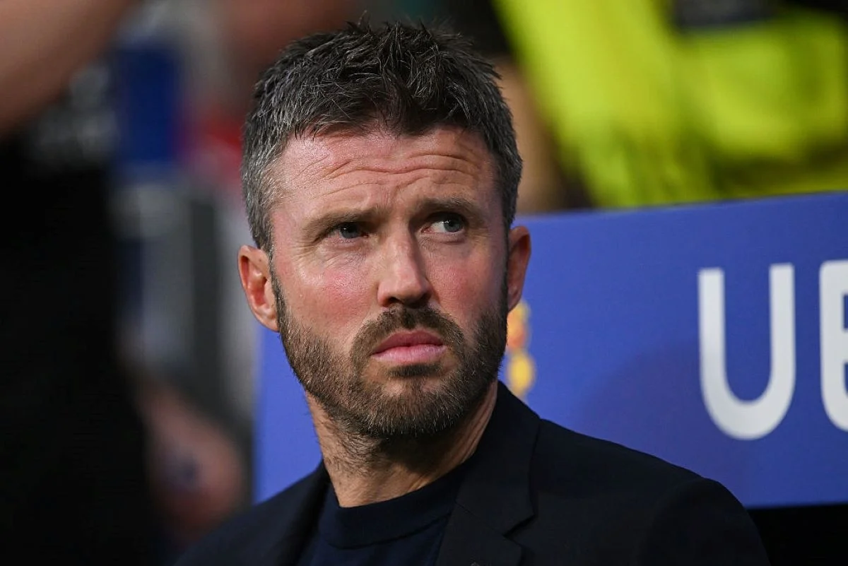 Carrick se pronuncia sobre falas de Lisandro Martínez: “Já superamos isso”