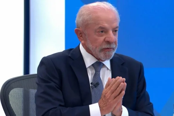 Lula questiona exclusão de empresa ligada a Willer Tomaz de dados de Flávio