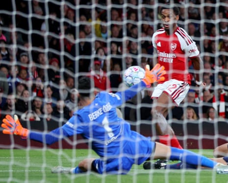 Jurriën Timber scores Arsenal’s first goal against Lille.