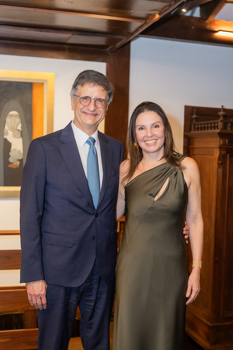 Gilmar Mendes e Morgana de Almeida celebram sucesso do IDP, que se tornou universidade