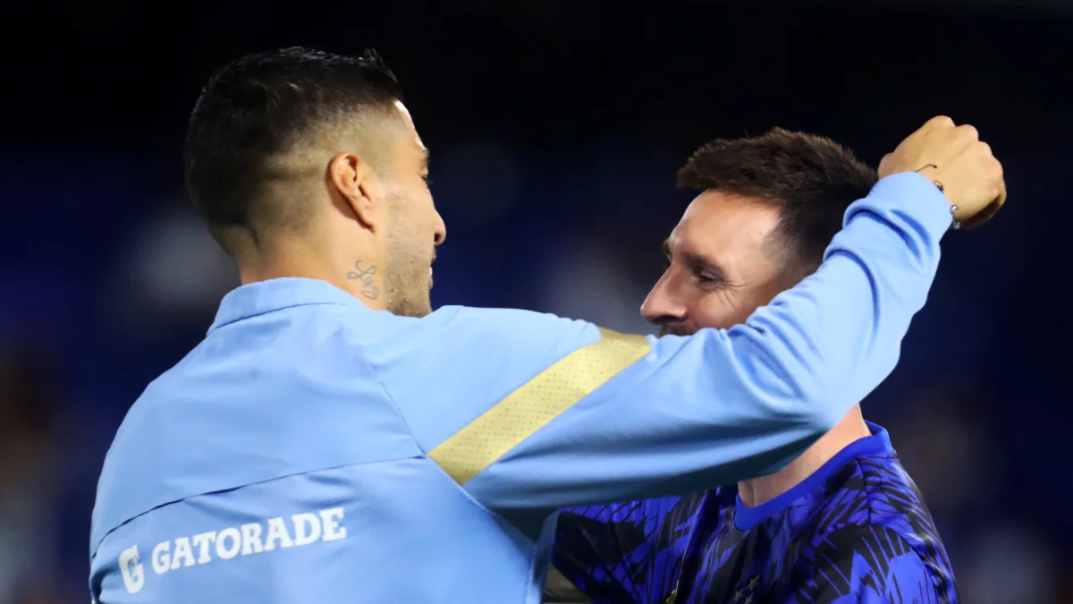Luis Suárez homenageia Messi após aposentadoria da seleção: "Obrigado!"