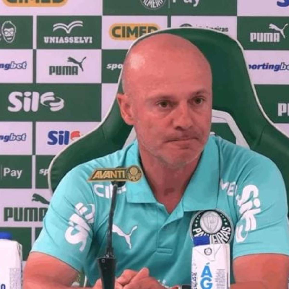 Auxiliar explica estratégia do Palmeiras no Maracanã: "Fechar espaços"