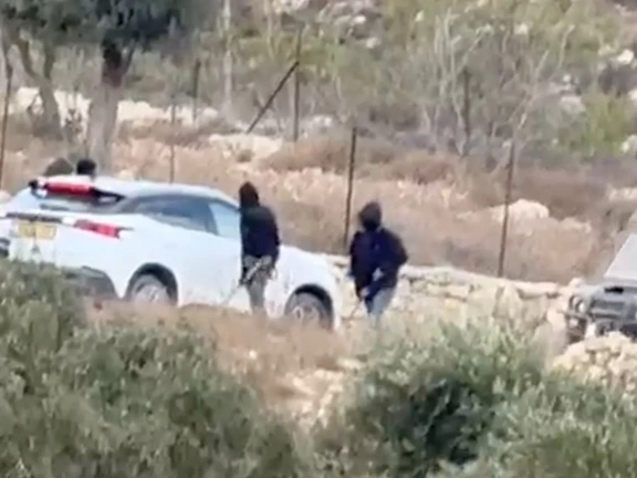 O exército israelense invade vários locais na Cisjordânia Ocidental