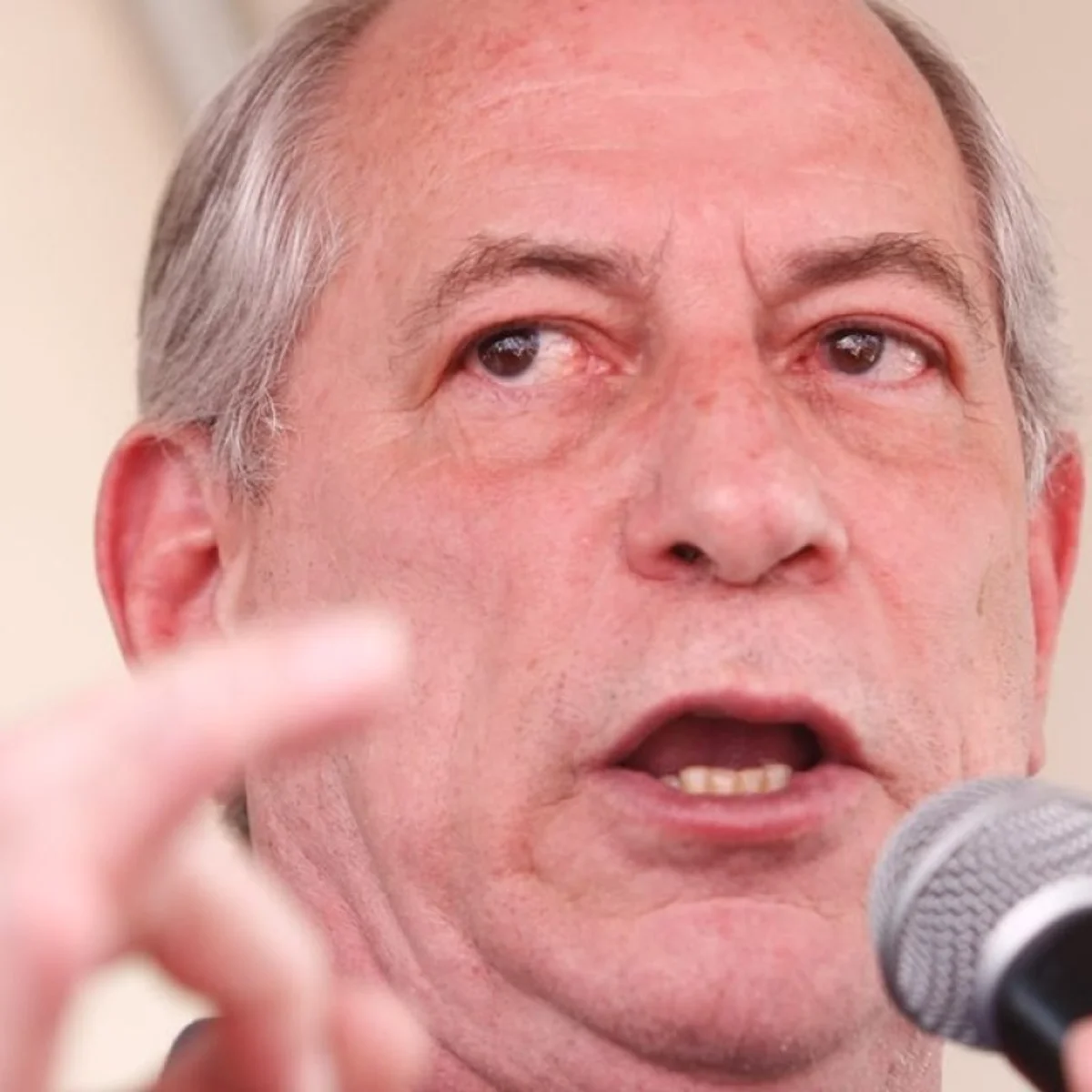 Após derrota, Ciro critica Toffoli e diz que eleição no Ceará "foi roubada"