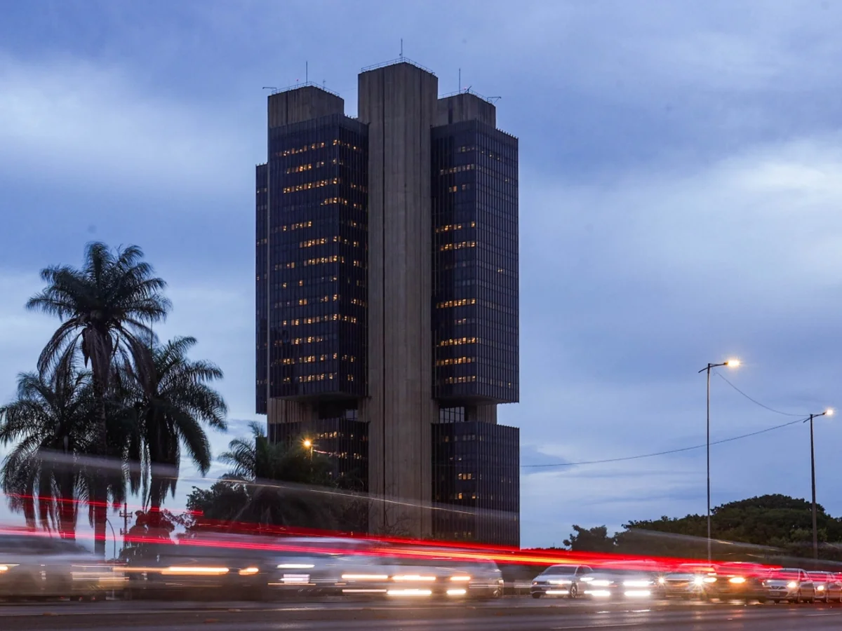 Focus: mercado baixa projeção da inflação e do PIB para este ano