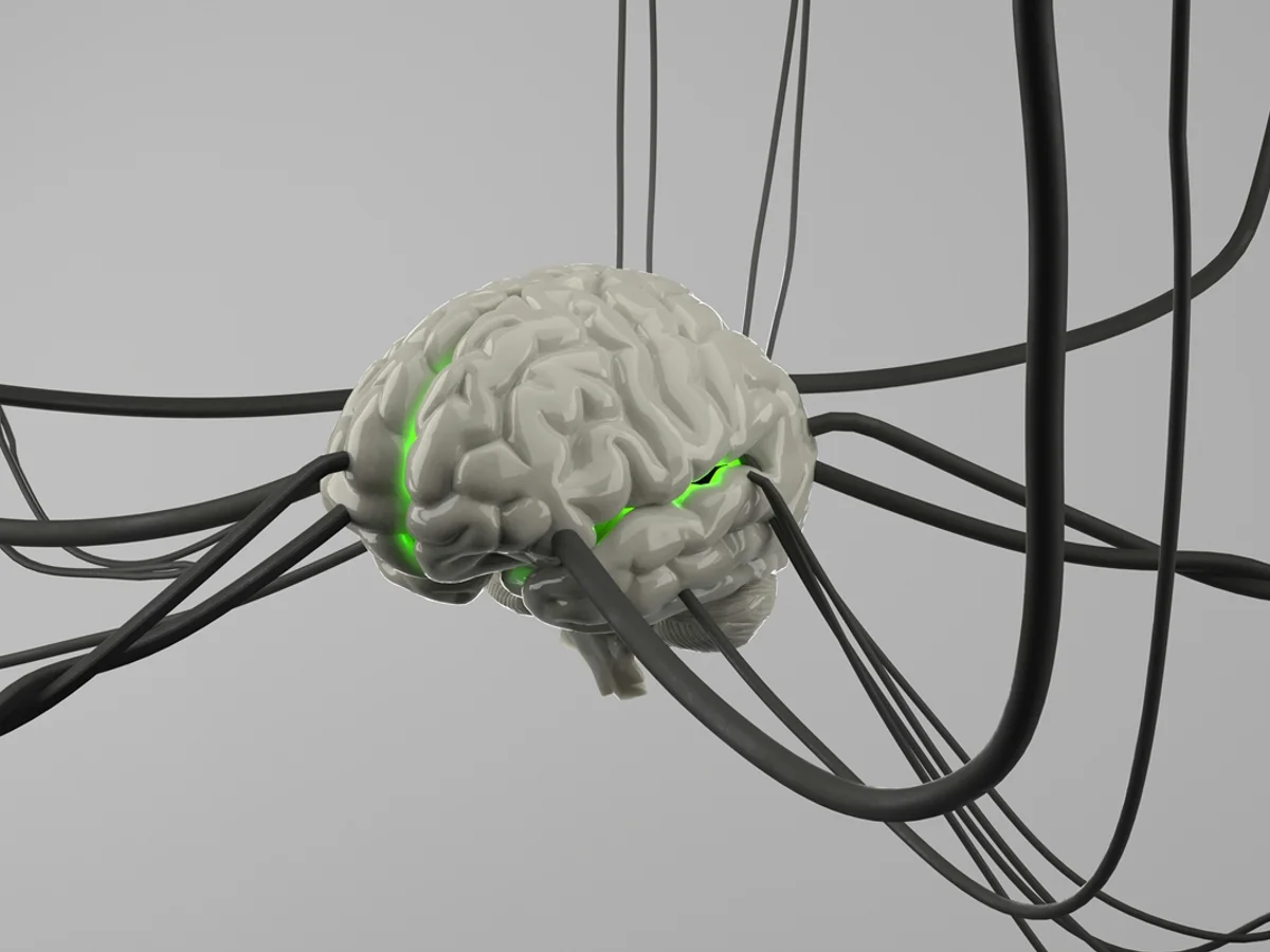 Cientistas identificam alvo no cérebro para conter inflamação no Alzheimer