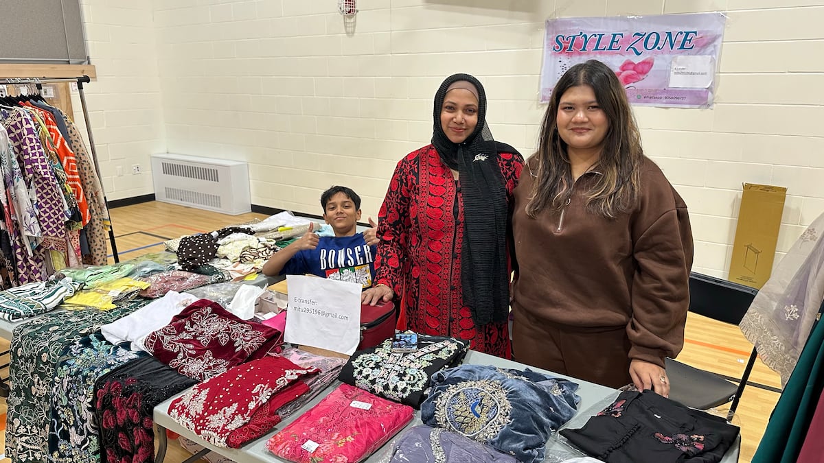 Regina entrepreneurs network while celebrating Islamic Heritage Month