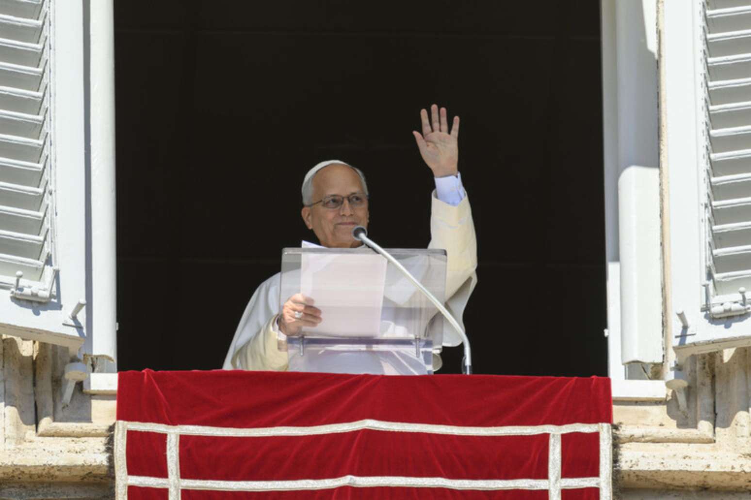 Papa deve ser internado para retirar n&oacute;dulo