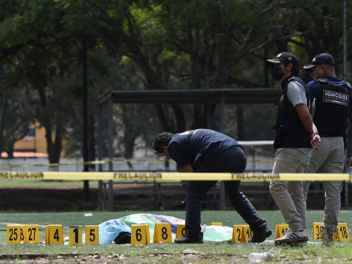 As autoridades guatemaltecas confirmam a participação de pelo menos dois atacantes no assassinato do ex-procurador Solórzano Foppa