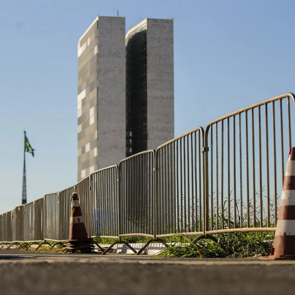 PMDF faz bloqueios em ruas para apuração de votos e festa da vitória