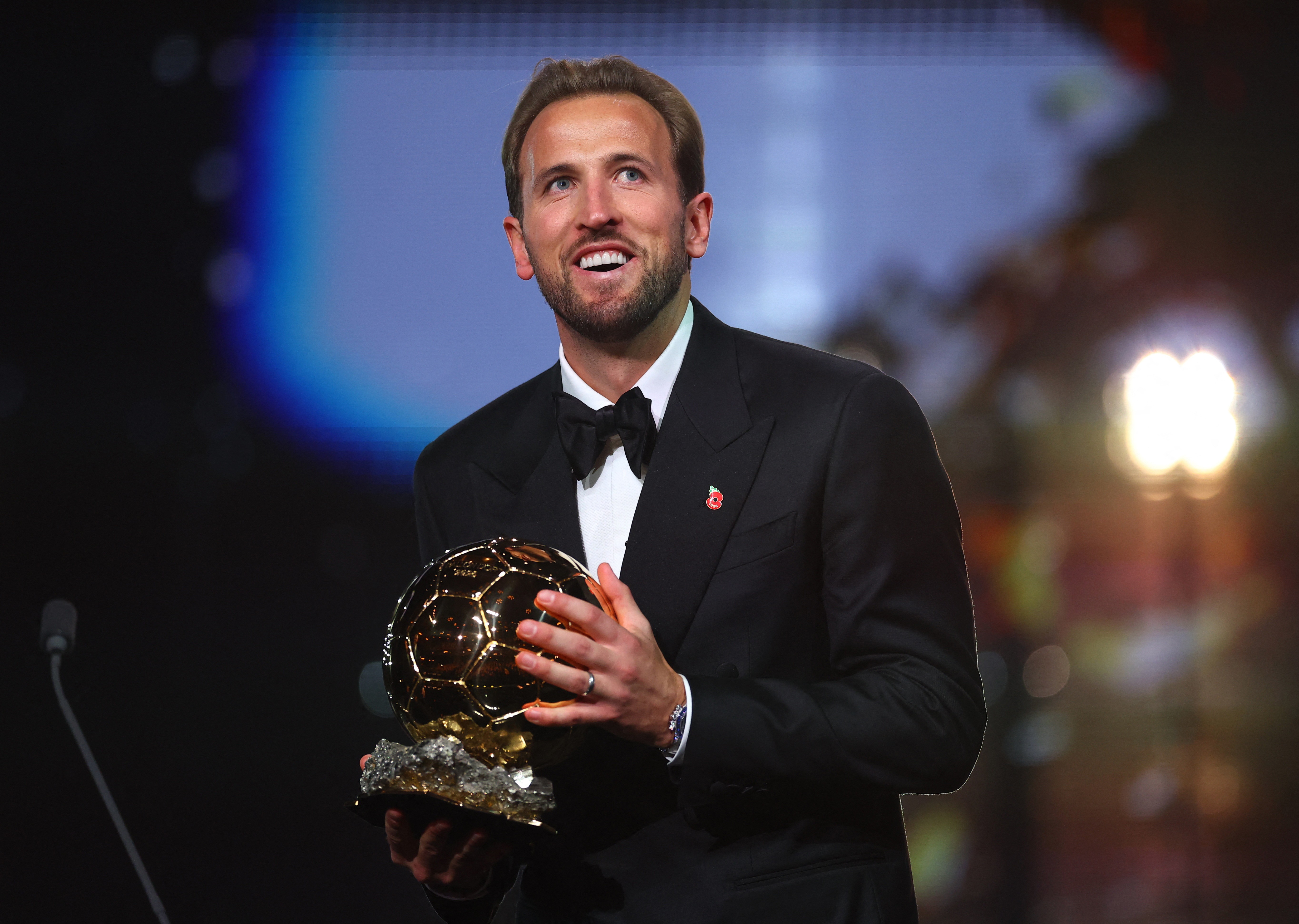 Harry Kane vai de "sem troféu" à Bola de Ouro em um ano e meio; veja o que o inglês já conquistou