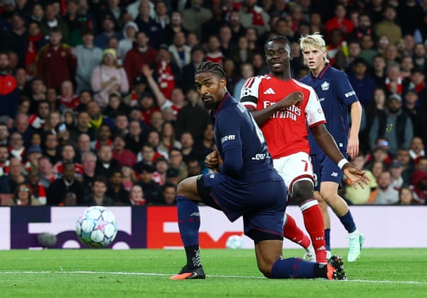 O toque de classe de Timber e o supersub Saka garantem a vitória do Arsenal contra o Lille