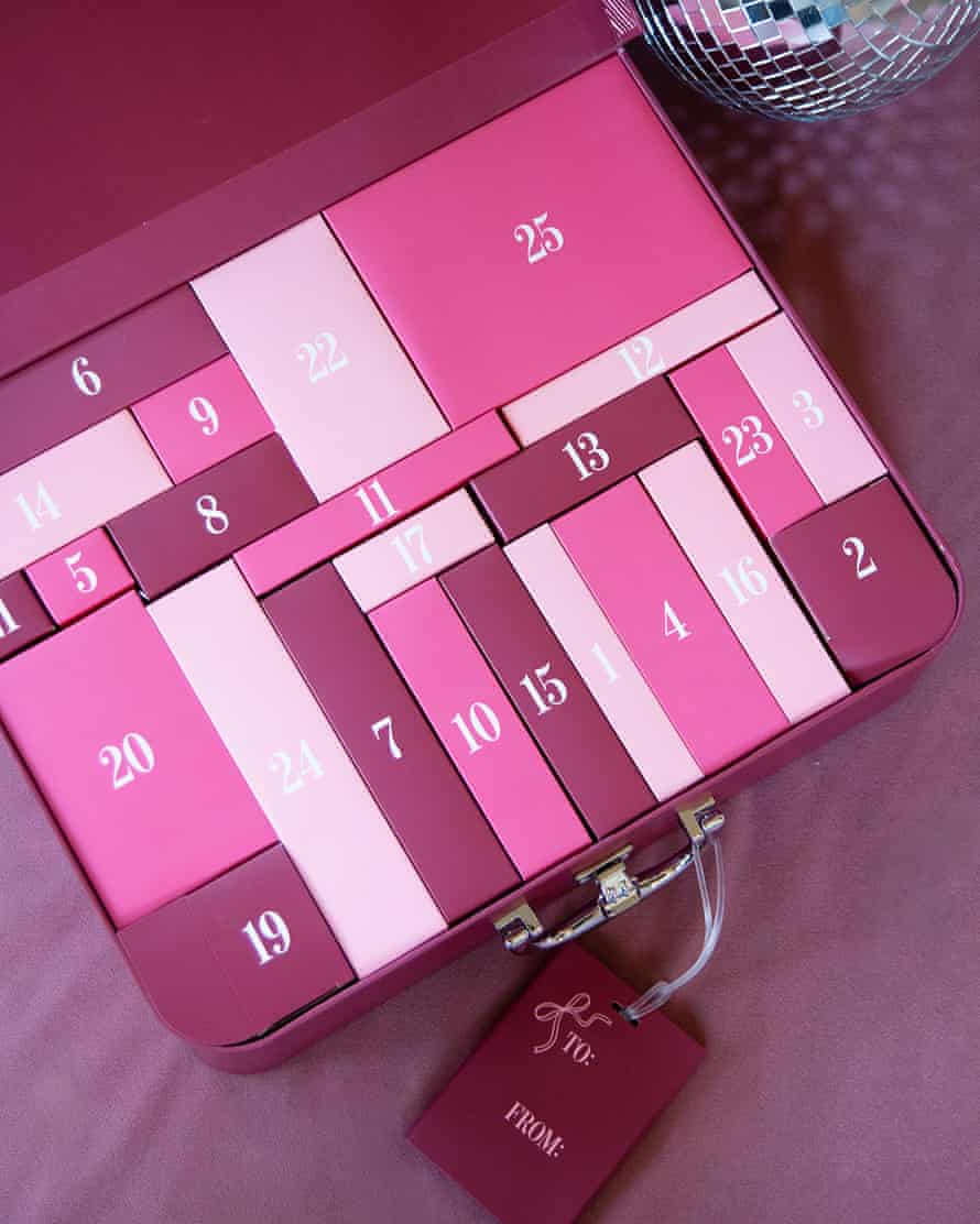 Este conjunto de beleza promete produtos no valor de US$ 950 por apenas US$ 150. Ele entrega?