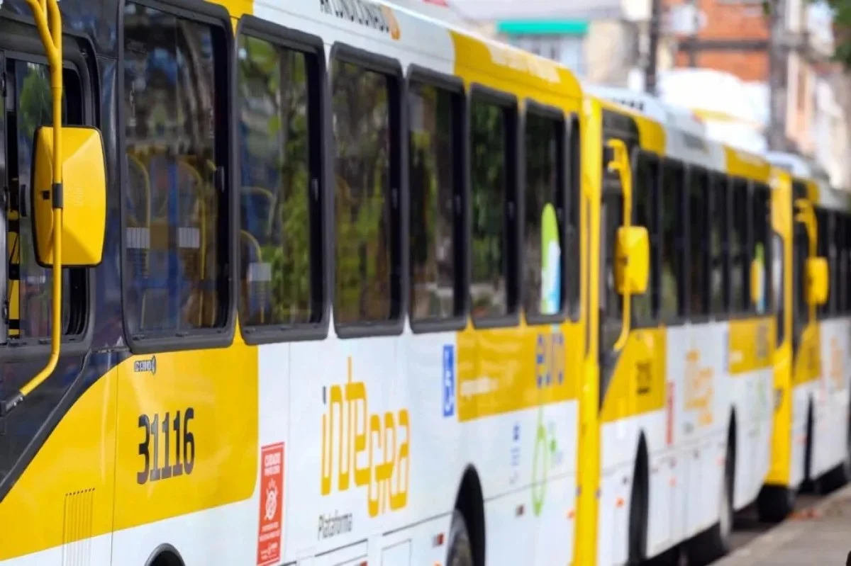 “Gravidade”: Cueva cobra explicações sobre redução de ônibus na Bahia