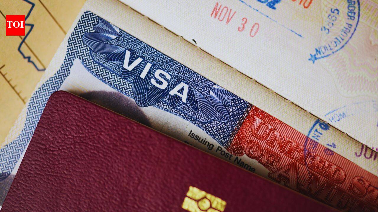 Tempos de espera para vistos de visitante dos EUA na Índia: Hyderabad sobe para 12 meses, Mumbai melhora para 11,5 meses; detalhamento por cidade